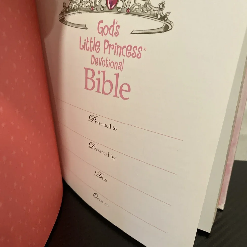 God's Little Princess Devotional‎ Bibles